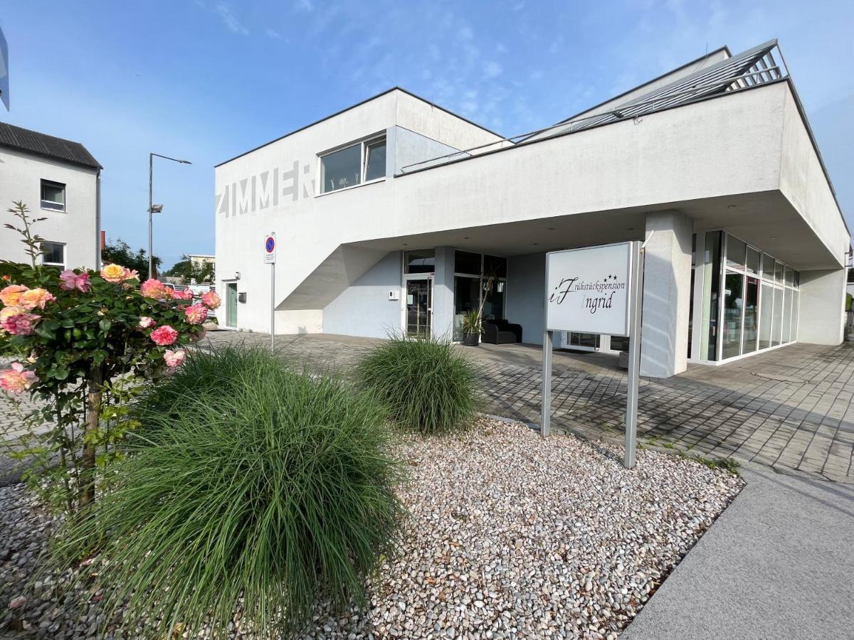 Pension Ingrid Neutal Exterior photo
